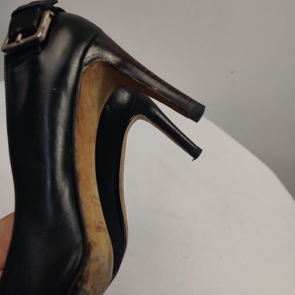 Yves saint laurent pointed toe buckle pumps  - Picture 3 of 15